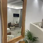 Eye Of Naxos Holiday home