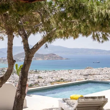 Eye Of Naxos Holiday home