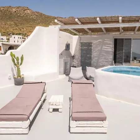 Eye Of Naxos * Naxos City